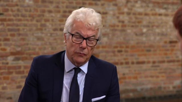 Ken Follett: The Waterstones Interview смотреть онлайн
