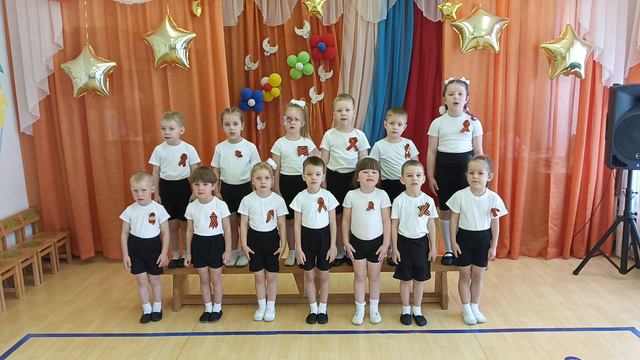 Песня "Солнечный круг" - дети 4-х лет.mp4 смотреть онлайн