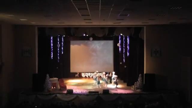 вновь снежинок хоровод смотреть онлайн