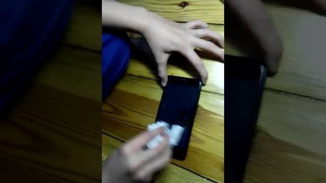 Что делать если запачкался екран телефона смотреть онлайн