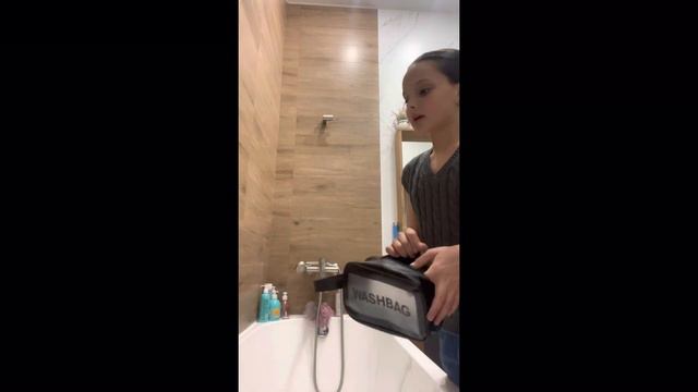 Я уезжаю в мини-круиз на три дня!🌴☀️🌈сегодня мы соберём чемодан!я вам покажу что беру с собой!