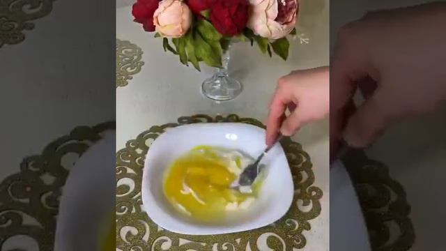 Нежные куриные отбивные с сыром и томатами? смотреть онлайн