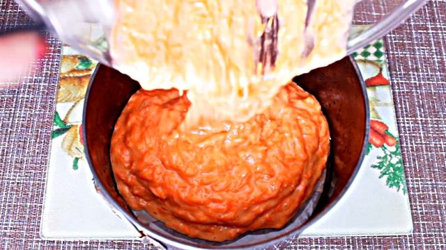 Если хочется чего то вкусненького к чаю, я бегу на кухню, беру 2 морковки и готовлю Морковный пирог смотреть онлайн