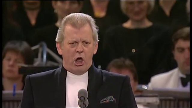 Prom Palace -- Largo Al Factotum смотреть онлайн