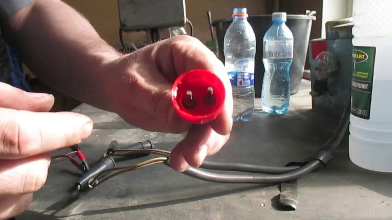 Наглядный эксперимент. Какая жидкость электропроводна?