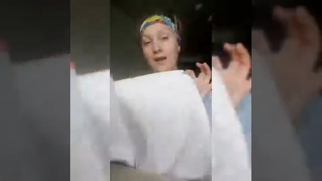 Эта семейка: сшила летний костюм в горошек за 2 дня! смотреть онлайн