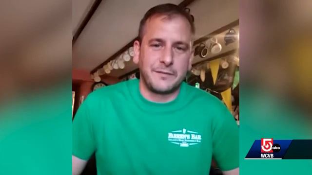 Nephew of late WWII Purple Heart recipient found in Ireland смотреть онлайн