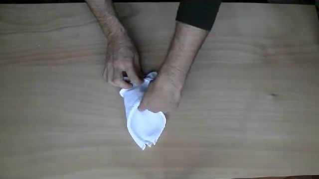 Pliages de serviettes, napkin folding : Fleur de lys - Heraldic Lily - Lilie - Lirio смотреть онлайн