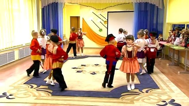 Кадриль (из танцевального сундучка Сураевой-Королевой Натальи) смотреть онлайн