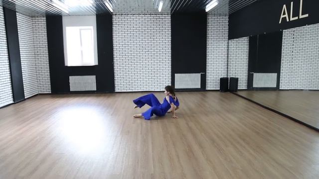 Rise up show.Фунтикова Дарья (Рыбы).All Stars Dance Centre 2016 смотреть онлайн