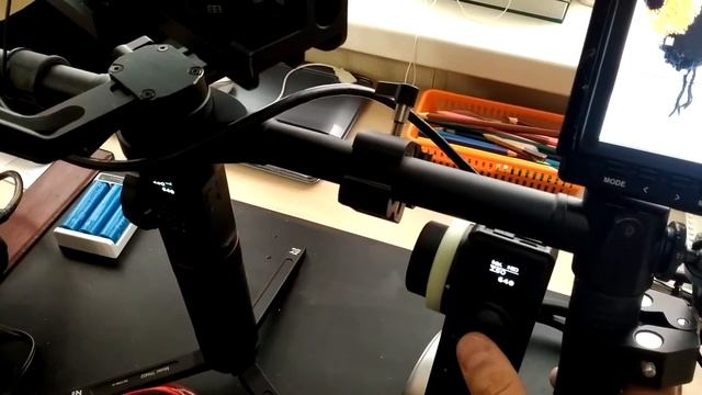 Пульт Zhiyun Motion Sensor Remote для Crane 2 смотреть онлайн