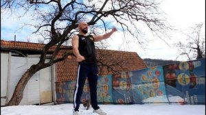 Разминка перед тренировкой с гирей