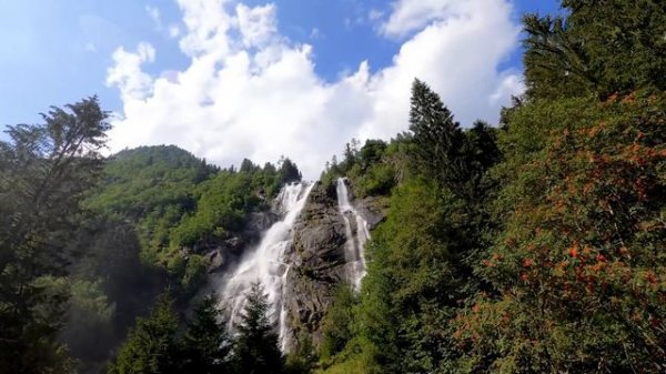 Small river 4k ? Красоты реки