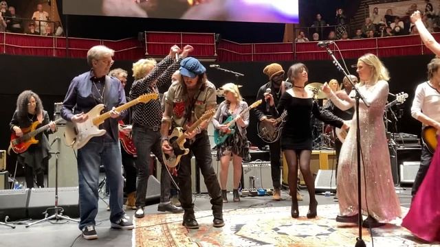 Jeff Beck Tribute // Eric Clapton, Johnny Depp, Kirk Hammett // Albert Hall-May 22nd 2023 // смотреть онлайн
