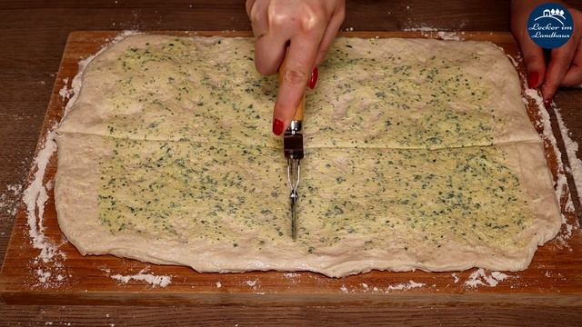 Zupfbrot mit Kräuterbutter über Nacht / Pull Apart Bread with Herb Butter смотреть онлайн