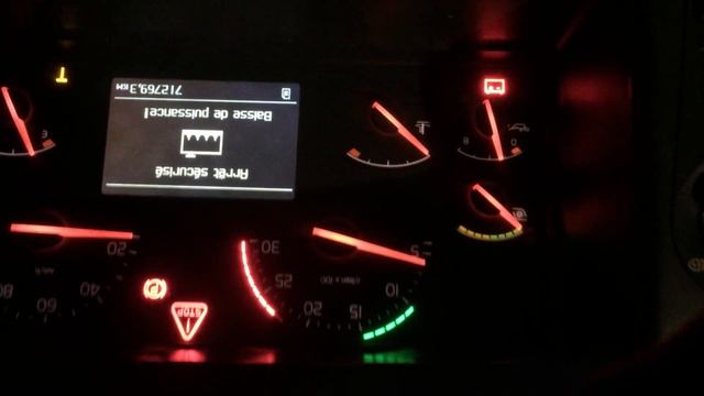 Słabe Cisnienie Volvo FH 13 500KM смотреть онлайн