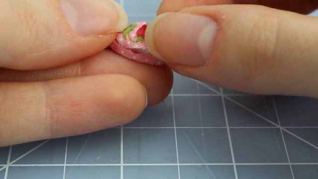 DIY Miniature Dollhouse Kit Cute Bedroom Roombox With Working Lights! / Relaxing Crafts