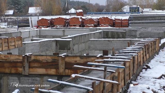 На пяти улицах Каргаска улучшили освещение смотреть онлайн