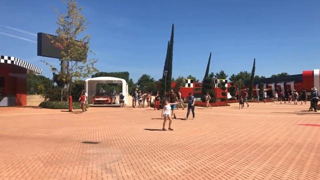 Salou - Ferrari Land, Red Force - Part 1 смотреть онлайн