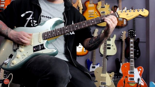 Fender American Professional II | Stratocaster | Clean Demo смотреть онлайн