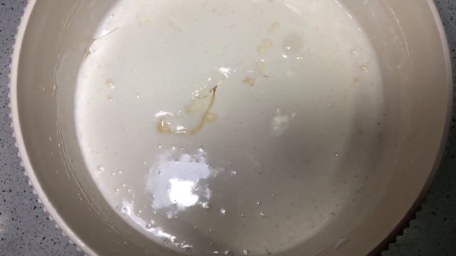 Шарлотка с яблоками — простой классический рецепт в духовке. смотреть онлайн