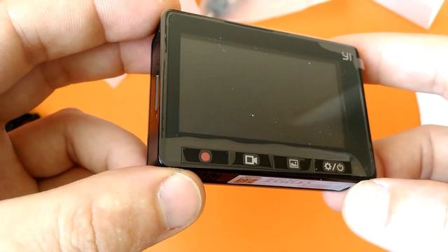 Xiaomi Yi Car Wi-Fi DVR видеорегистратор из Китая. смотреть онлайн