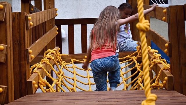 Детская спортивная площадка KINDERKOM смотреть онлайн