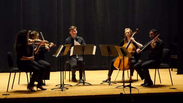 Dylan James Chamber Music Recital смотреть онлайн