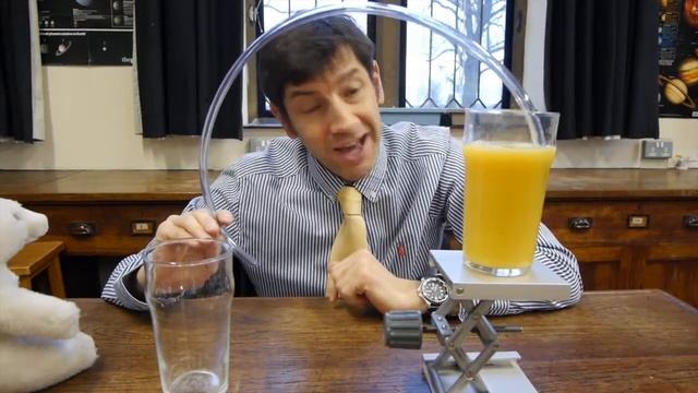 Syphon - F-J's Physics - Video 63 смотреть онлайн