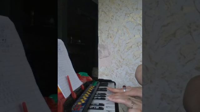 Крейсер Аврора на детском пианино смотреть онлайн