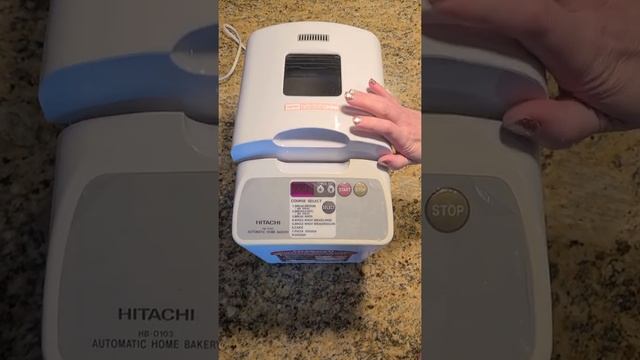 Hitachi HB-D103 automatic Home Bakery demo video смотреть онлайн
