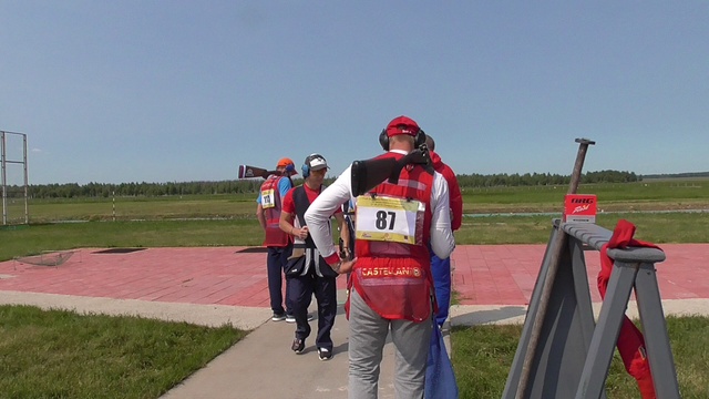 Кубок России по стендовой стрельбе.Полуфинал.4 этап.3.07.2016.Каменск-Уральский.ССК "Синара" смотреть онлайн