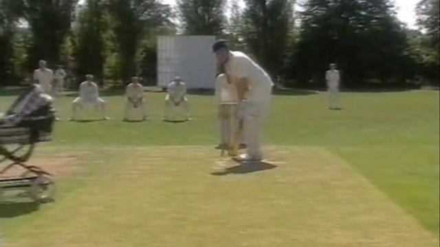 The Sketch Show Cricket смотреть онлайн