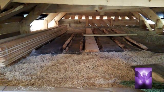 Утепление потолка опилками !!! insulation of the ceiling with sawdust смотреть онлайн