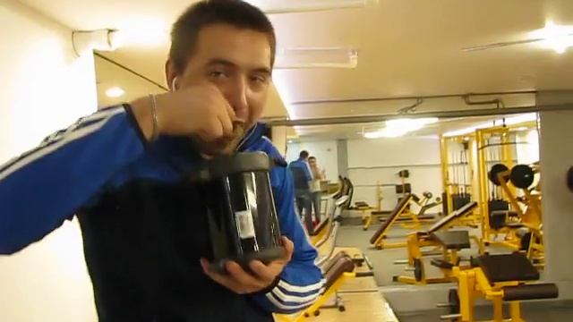 Поход в качалку. Мини-обзор и for fun смотреть онлайн