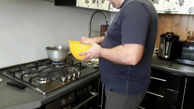 Острые крылышки как в KFC готовим дома (Эксперимент). смотреть онлайн