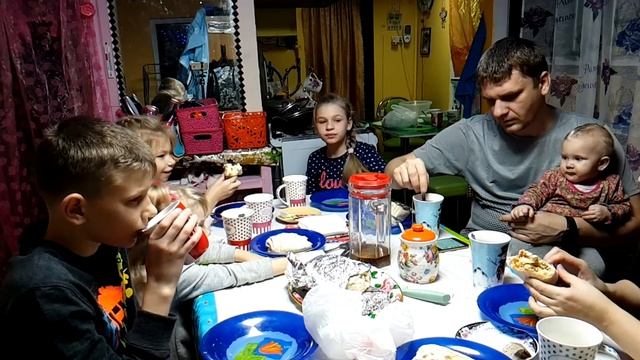 Ужин с гиро? смотреть онлайн