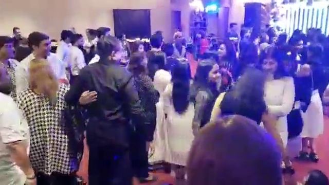 It's vimu's surprise party смотреть онлайн
