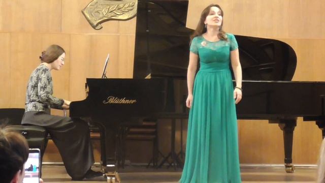 Ю.Милютин сл.Е.Долматовского "Лирическая песенка" из кинофильма "Сердца четырех" смотреть онлайн