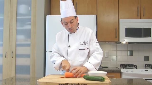 How to Turn Potatoes, Zucchini and Carrots - How to Turn Vegetables - Tourné Cut - Tourne смотреть онлайн