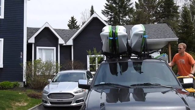 4 Kayaks sur/on Ford/Expedition смотреть онлайн