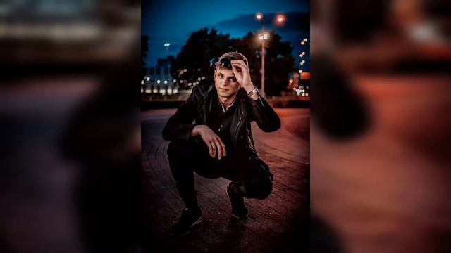 Мужская фотосессия. Мужское позирование. Красивый парень. смотреть онлайн