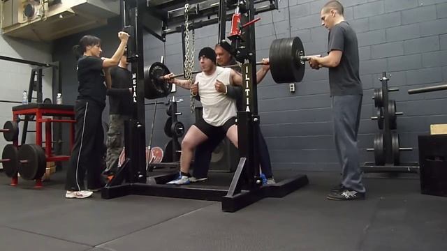 Chris Skoda 700 Lbs Squat In Briefs At Montreal Barbell