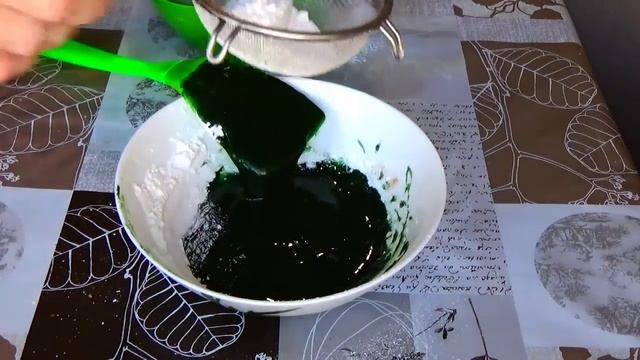 Зелёная глазурь. Глазурь цветная рецепт. Глазурь для пряников. Белковая глазурь. Домашняя глазурь.н смотреть онлайн