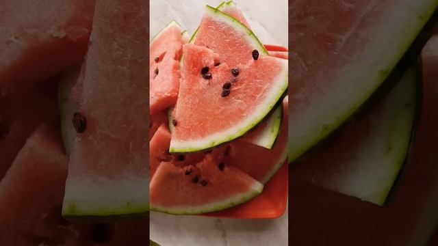 АРБУЗ ЭТО ЯГОДА ИЛИ НЕТ? #огород #сад #дача #урожай #плоды #shorts смотреть онлайн