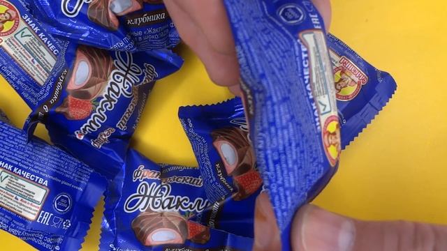 Взял на пробу Конфеты Французский Зефир Жаклин Клубника в Шоколаде. Обзор покупки. Пробуем на вкус смотреть онлайн