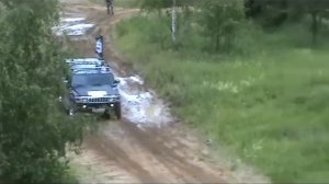 прыжок на Хаммер Н2