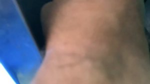 Ниссан Альмера Классик. Замена лампочки в переднем поворотнике