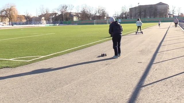 Челендж! Крутой челендж! Кто быстрее : гироскутер, машина Wltoys или человек? Виолетта как Sonic X!