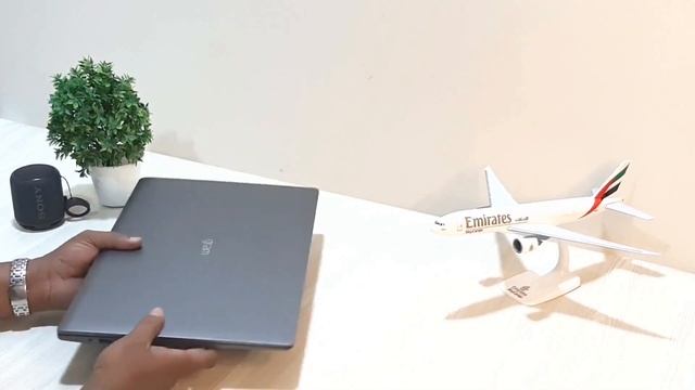 LG GRAM 17 ULTRA LIGHT WEIGHT LAPTOP